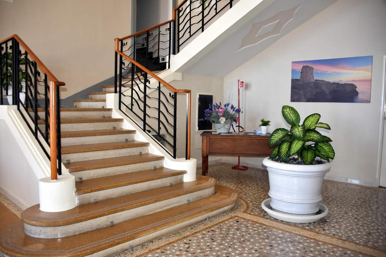 Albergo Palazzo Santa Cesarea Terme Exterior photo