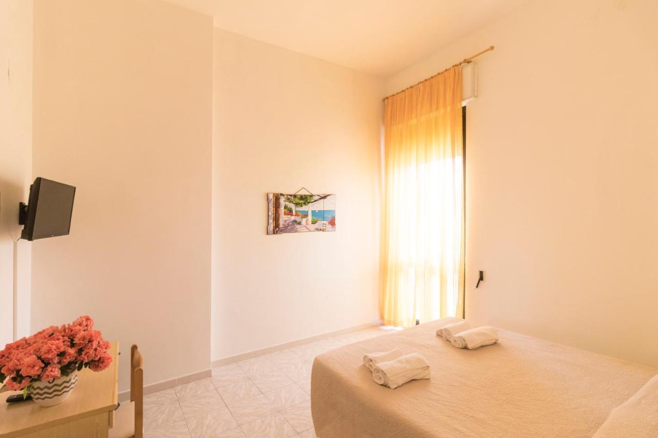 Albergo Palazzo Santa Cesarea Terme Exterior photo